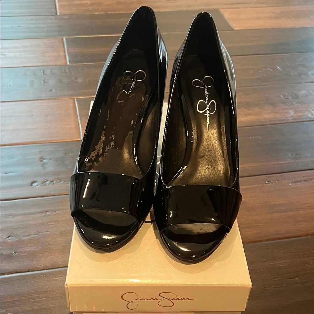 Jessica Simpson Glossy Black Heels